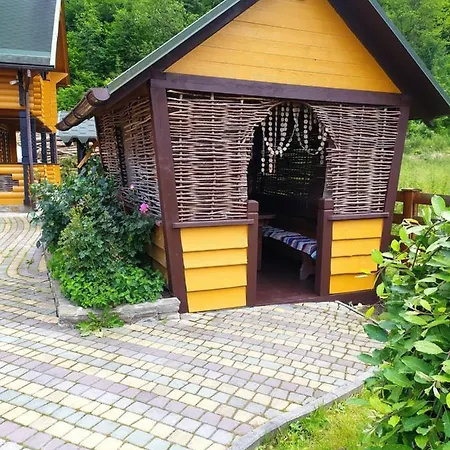 котедж,,гуцульське рандеву